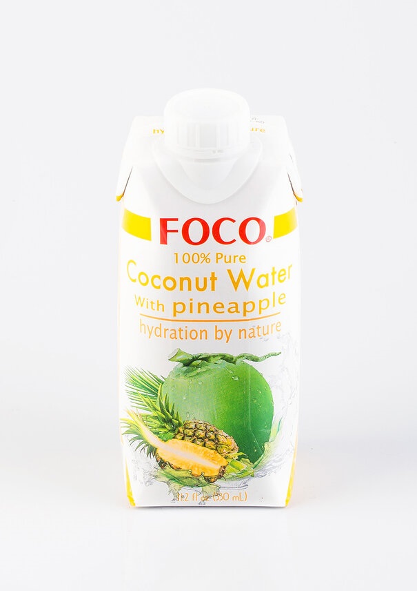 Вода кокосовая с соком ананаса FOCO, 330мл, тайские чаи и напитки