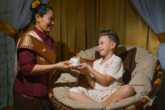 Детская радость — 1 час, тайские традиции